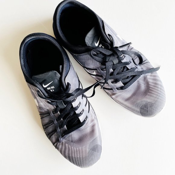 Nike Free Athletic Shoes size 7 - Picture 2 of 9
